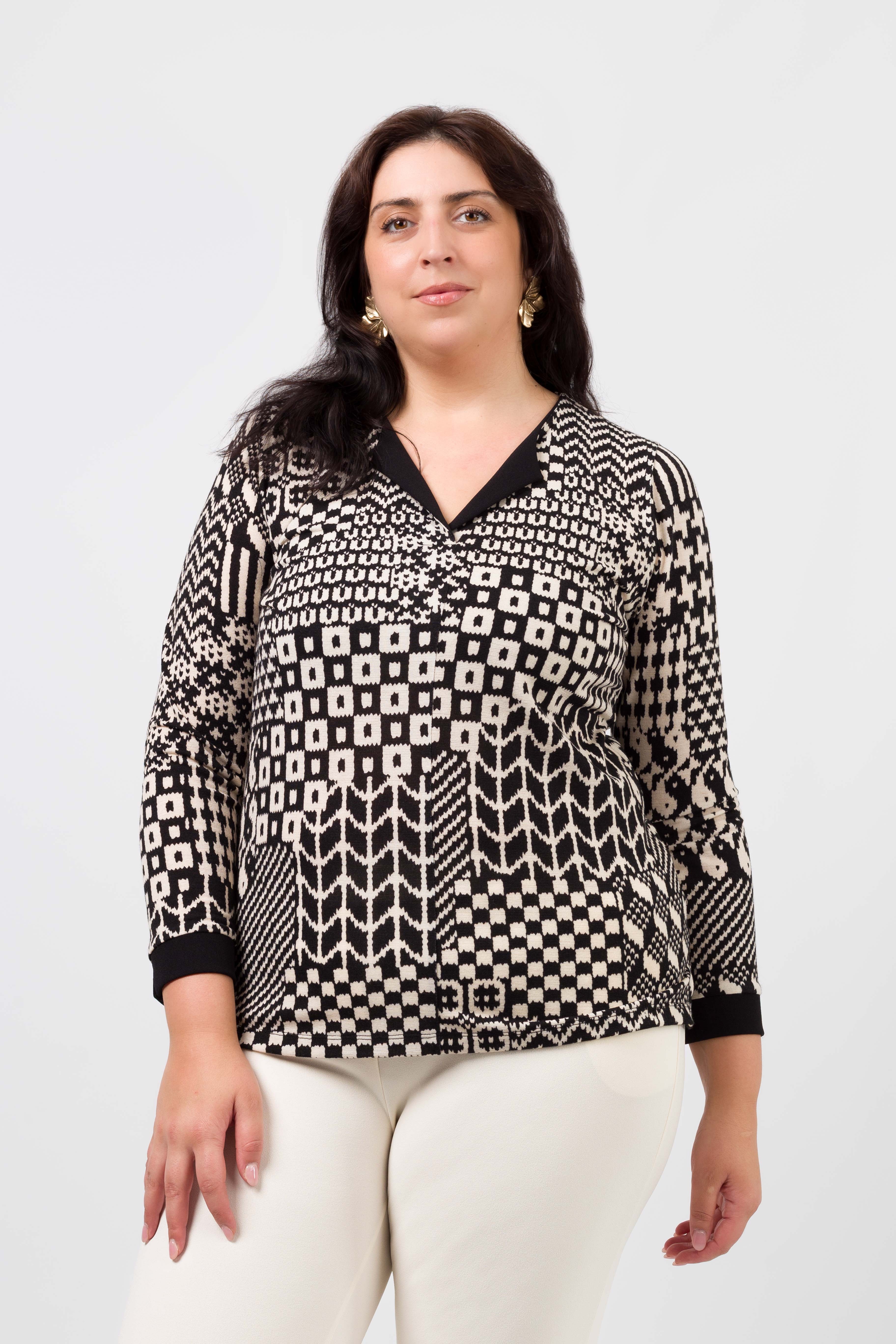 251169 - Túnica em malha estampada preta Coleção Outono Inverno Tamanhos Grandes